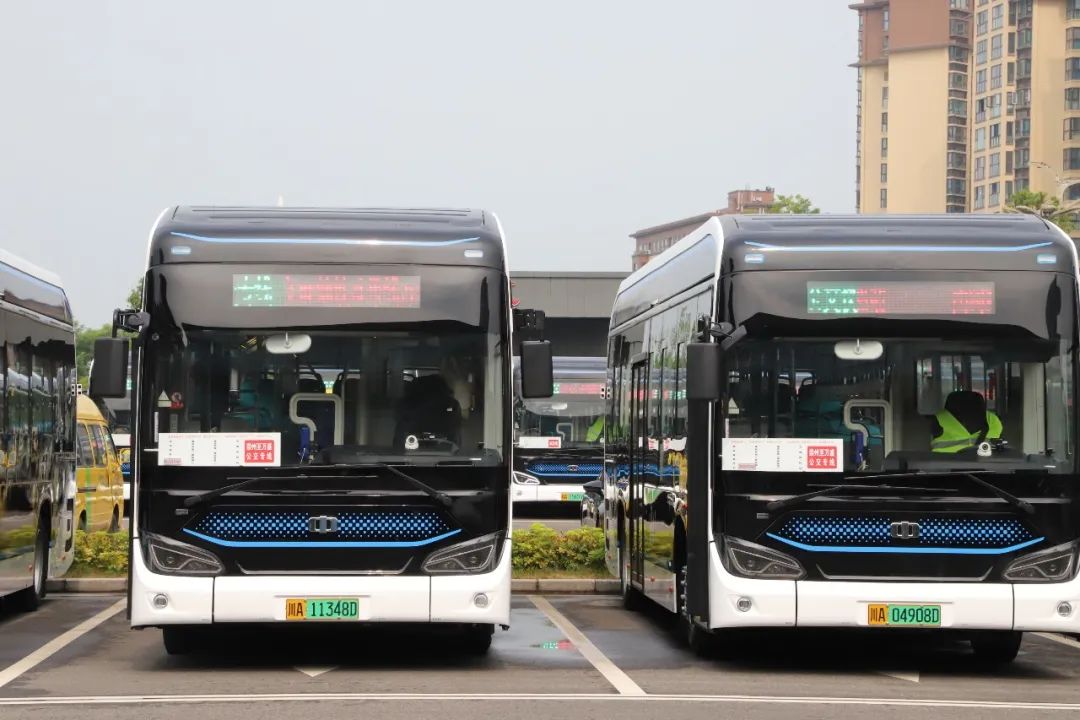 成都崇州至万盛专线公交车路线