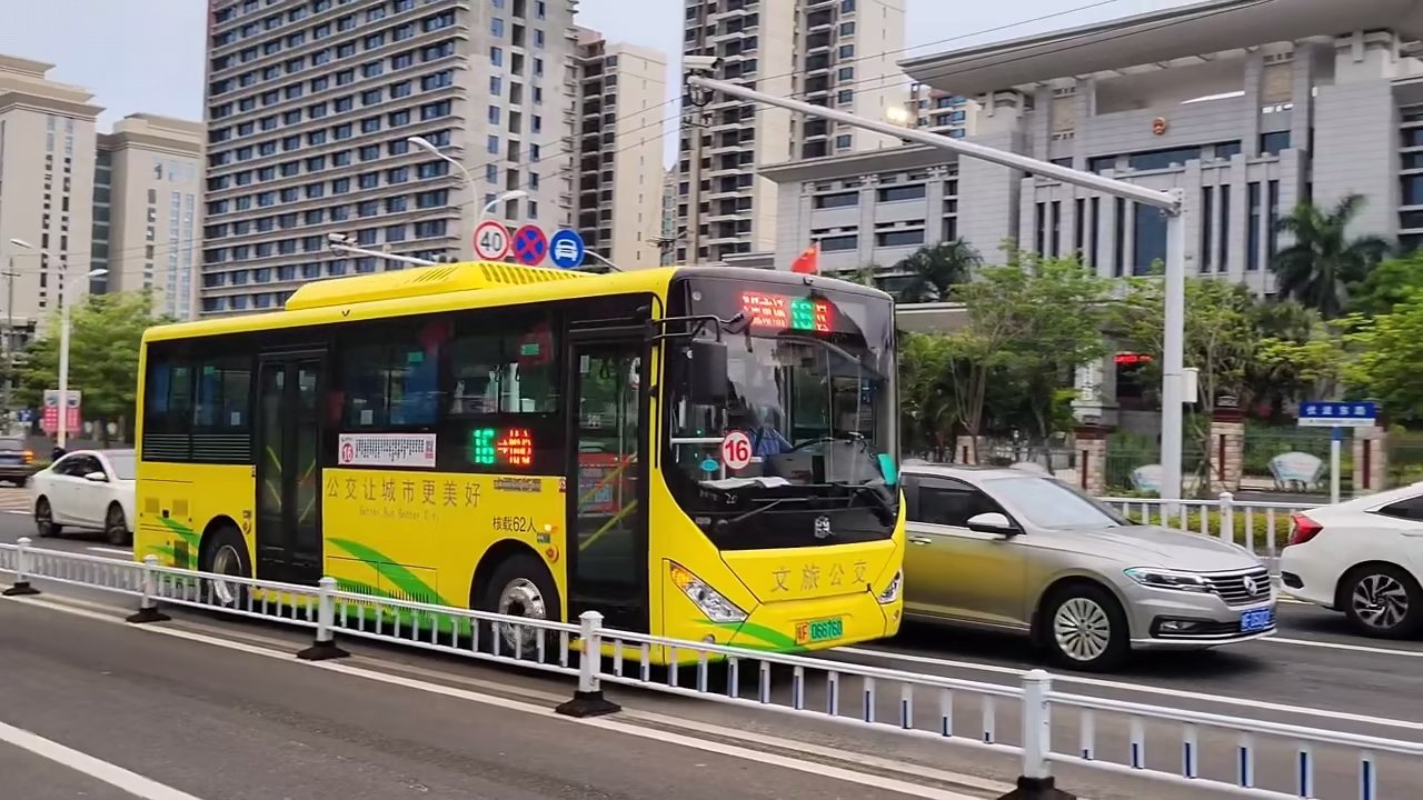 儋州16路由那大政府南门开往怡心花园小区公交车路线