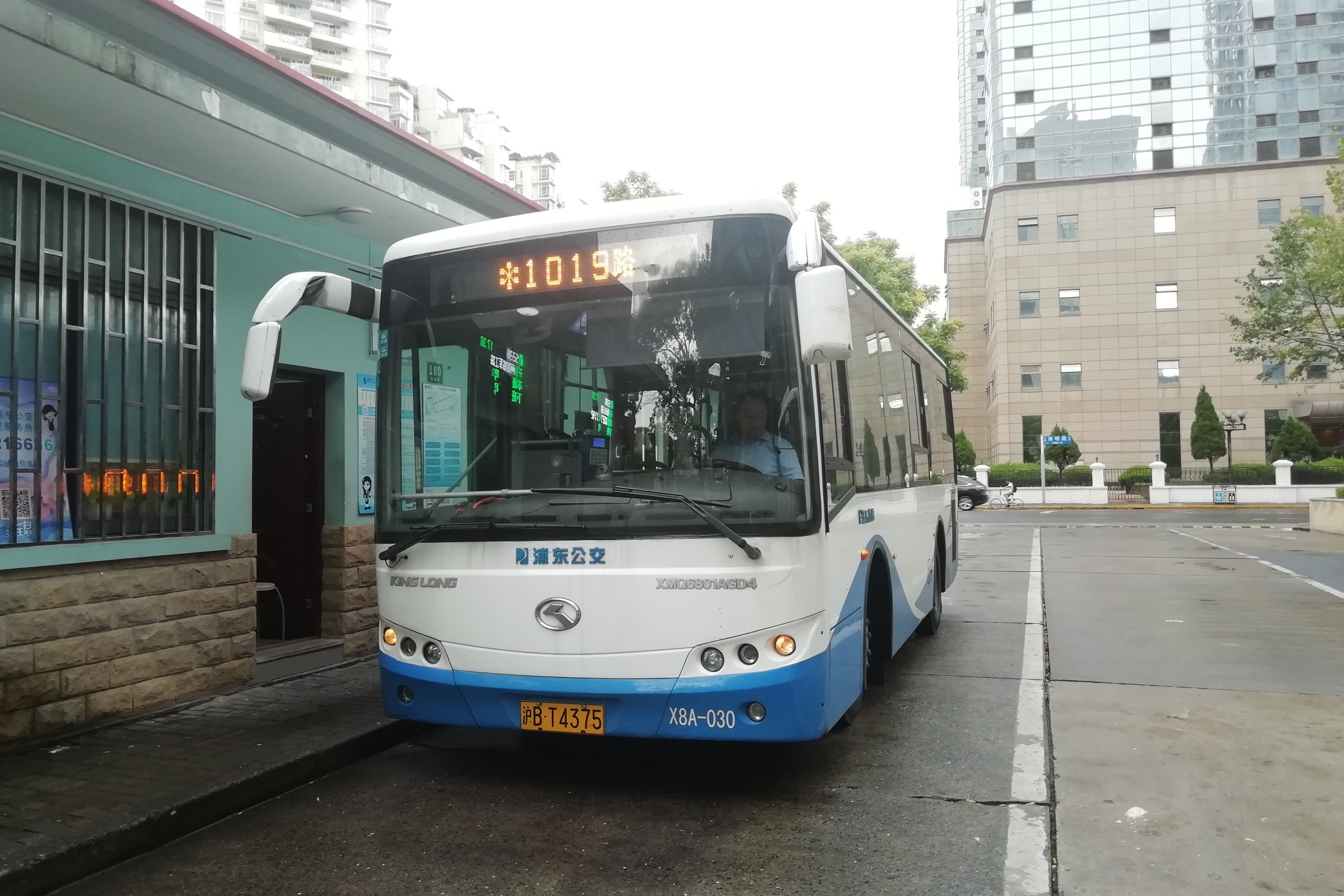 上海1019路公交车路线