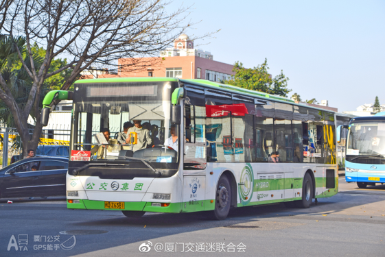 厦门303路[上课日高峰]公交车路线
