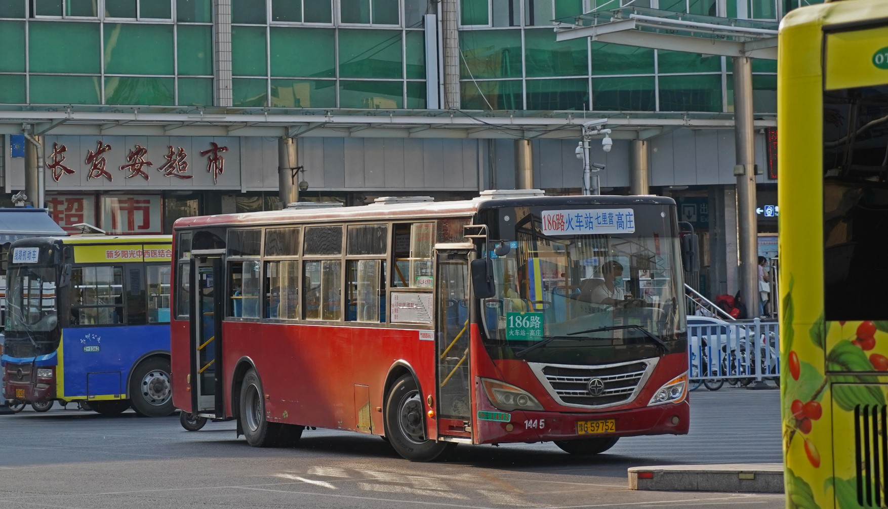 新乡186路公交车路线